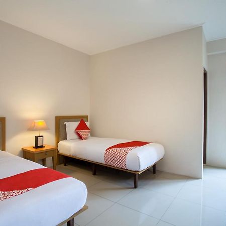 Oyo 107 Kusuma Kemang Suite Jakarta Luaran gambar