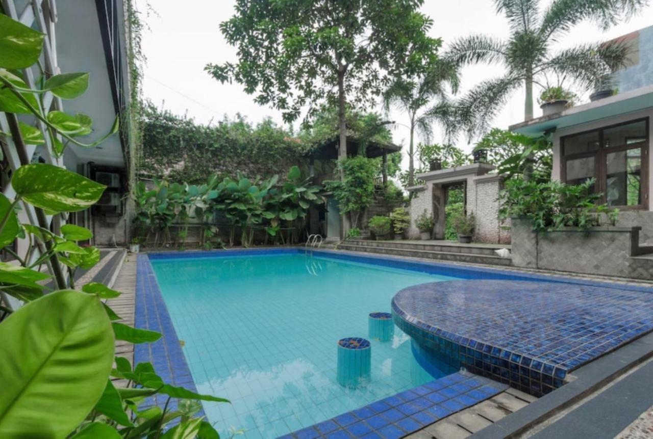 Oyo 107 Kusuma Kemang Suite Jakarta Luaran gambar